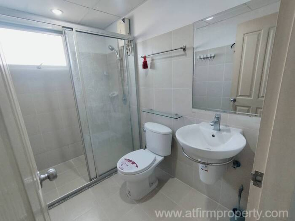 For RentCondoRattanathibet, Sanambinna : Room for rent, ready to move in!! Supalai Park Khaerai-Ngamwongwan, price only 12,000 baht, 2 bedrooms, 1 bathroom, urgent!!!