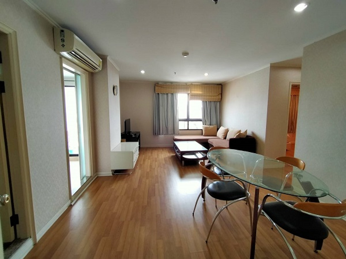 ให้เช่าคอนโดปิ่นเกล้า จรัญสนิทวงศ์ : ให้เช่าคอนโดลุมพินีเพลส-ปิ่นเกล้า แบบ 1 นอน 1 ห้องน้ำ ห้องขนาด 60 ตรม.ชั้น 18 ห้องใหญ่ มีพื้นที่คุ้มมาก พร้อมอยุ่ เช่าเพียง 15000/เดือน  ปรึกษาข้อมูลชมห้องโทร 0946245941