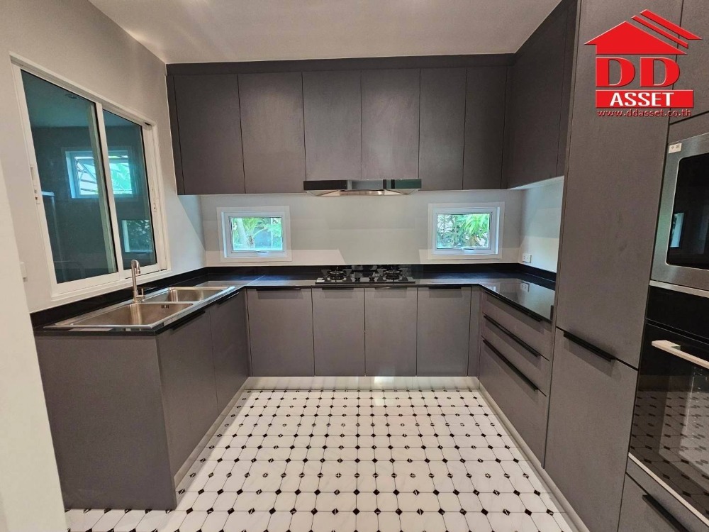 For SaleHousePathum Thani,Rangsit, Thammasat : Corner house for sale, Chaiyaphruek, Rangsit, Khlong 4, with pool, newly renovated house. Rangsit-Nakhon Nayok Rd., Thanyaburi, Pathum Thani