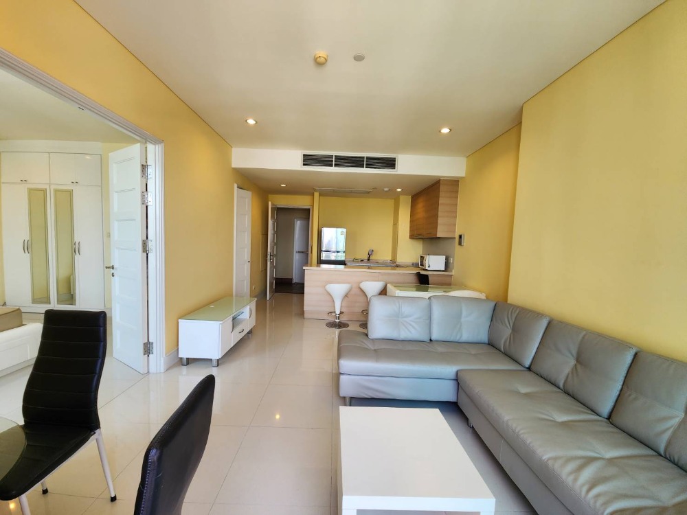 ขายคอนโดสุขุมวิท อโศก ทองหล่อ : 1 Bed 58 Sqm (SELL 8 MB Negotiable) - Pet Friendly @BTS Asoke - High Floor, Nice Clear View.
