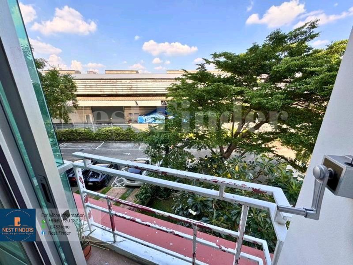 For RentCondoPattanakan, Srinakarin : for rent ✅ Condo The IRIS, Airport link Hua Mak. easy to reach the airport