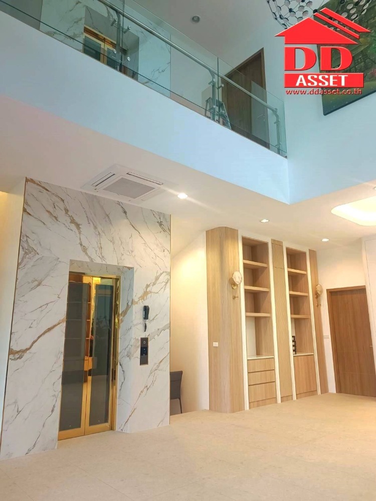 ขายบ้านพระราม 9 เพชรบุรีตัดใหม่ RCA : บ้านเดี่ยว 3 ชั้น / โฮมอ็อฟฟิศ พระราม9 เรสซิเดนซ์​ พร้อมลิฟต์