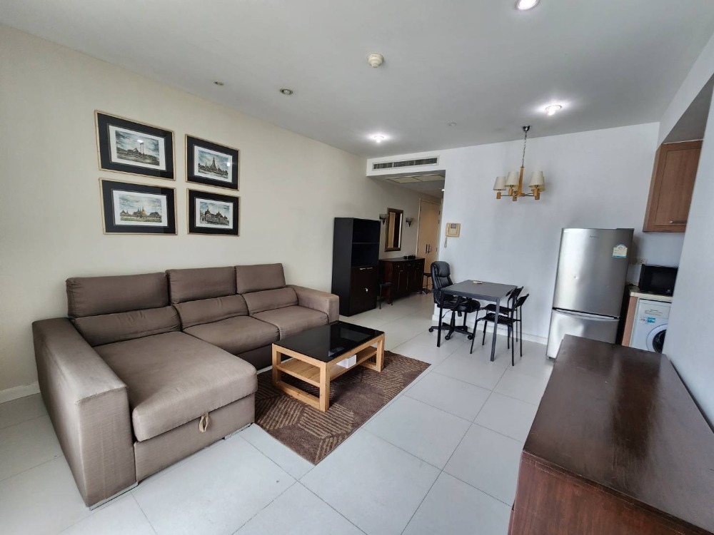 For RentCondoWitthayu, Chidlom, Langsuan, Ploenchit : Pet Friendly 🐱🐶 1 Bed 58 Sqm / High Floor + Nice View / 28,000 THB