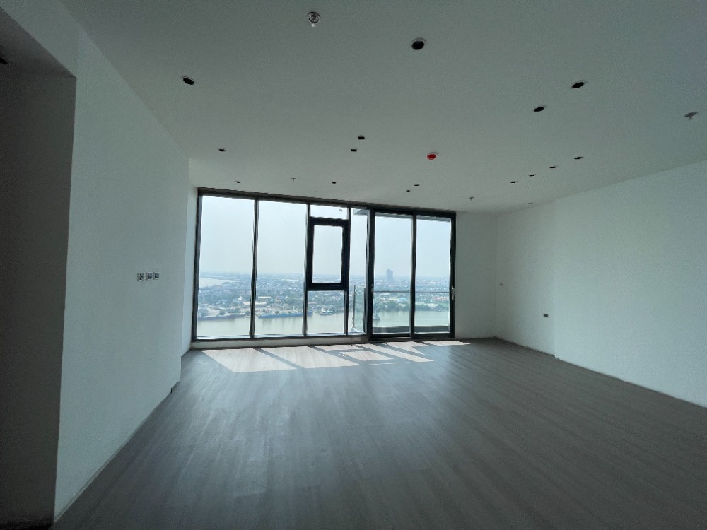 For SaleCondoRama3 (Riverside),Satupadit : For sale, luxury condo, Chao Phraya River view, Sapphire Luxury Condo, Sathorn-Rama 3, 30th floor, Penthouse room, 3 bedrooms, 4 bathrooms, usable area 206.22 sq m.