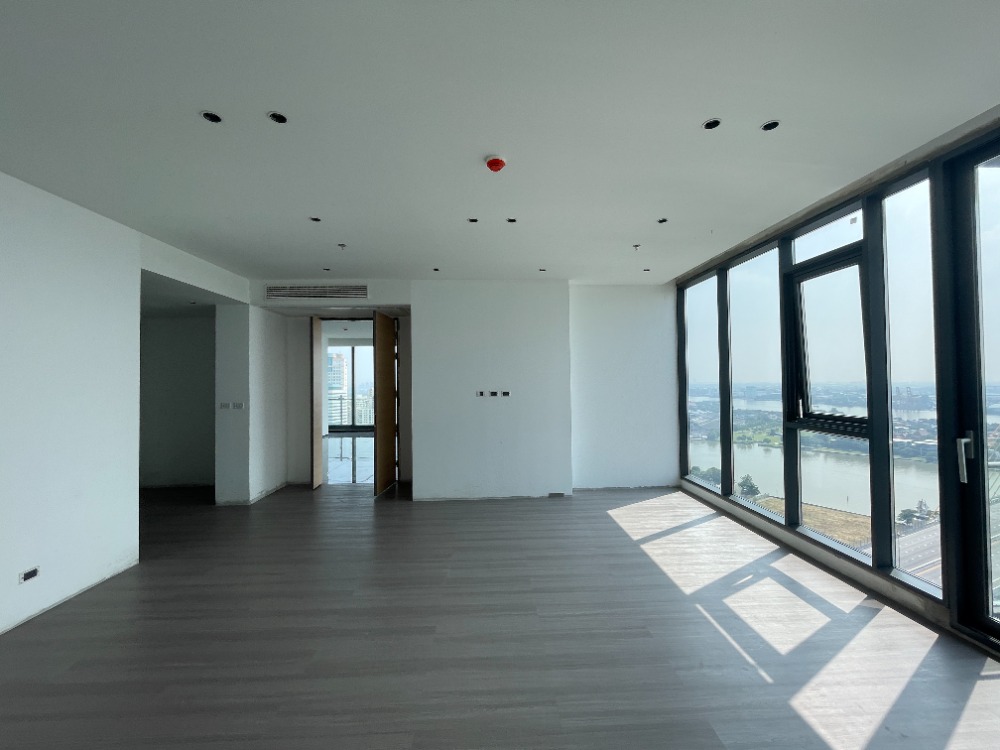 For SaleCondoRama3 (Riverside),Satupadit : For sale, luxury condo, Chao Phraya River view, Sapphire Luxury Condo, Sathorn-Rama 3, 30th floor, Penthouse room, 3 bedrooms, 4 bathrooms, usable area 206.22 sq m.