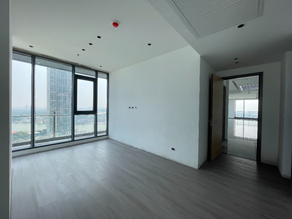 For SaleCondoRama3 (Riverside),Satupadit : For sale, luxury condo, Chao Phraya River view, Sapphire Luxury Condo, Sathorn-Rama 3, 30th floor, Penthouse room, 3 bedrooms, 4 bathrooms, usable area 206.22 sq m.