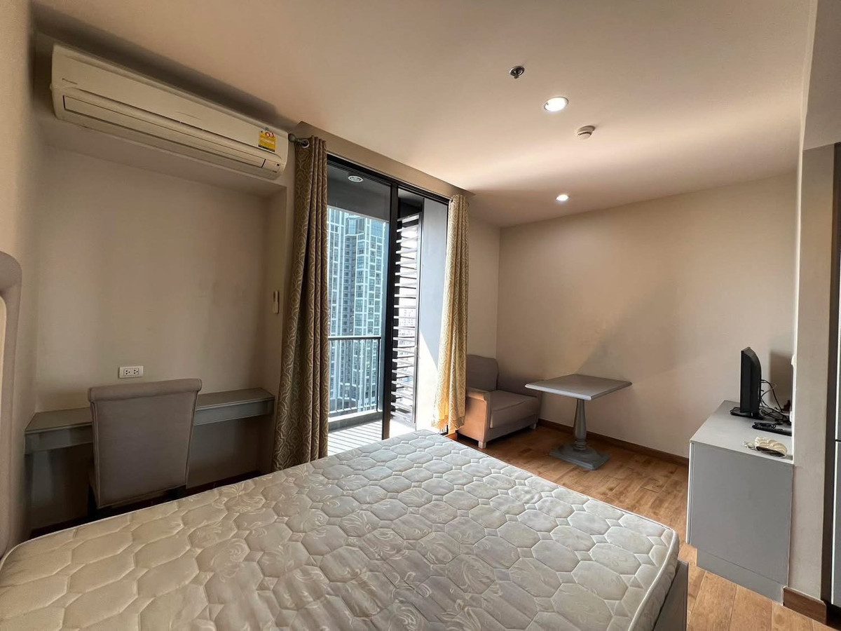 ให้เช่าคอนโดสะพานควาย จตุจักร : ★ The Editor ★  30 ตรม.,ชั้น 18 (สตูดิโอ), ★ติด BTS สะพานควาย ★ใกล้ บิ๊กซีสะพานควายและแหล่งช้อปปิ้งของกินเยอะมาก ★ สิ่งอำนวยความสะดวกมากมาย★ เครื่องใช้ไฟฟ้าครบครัน★