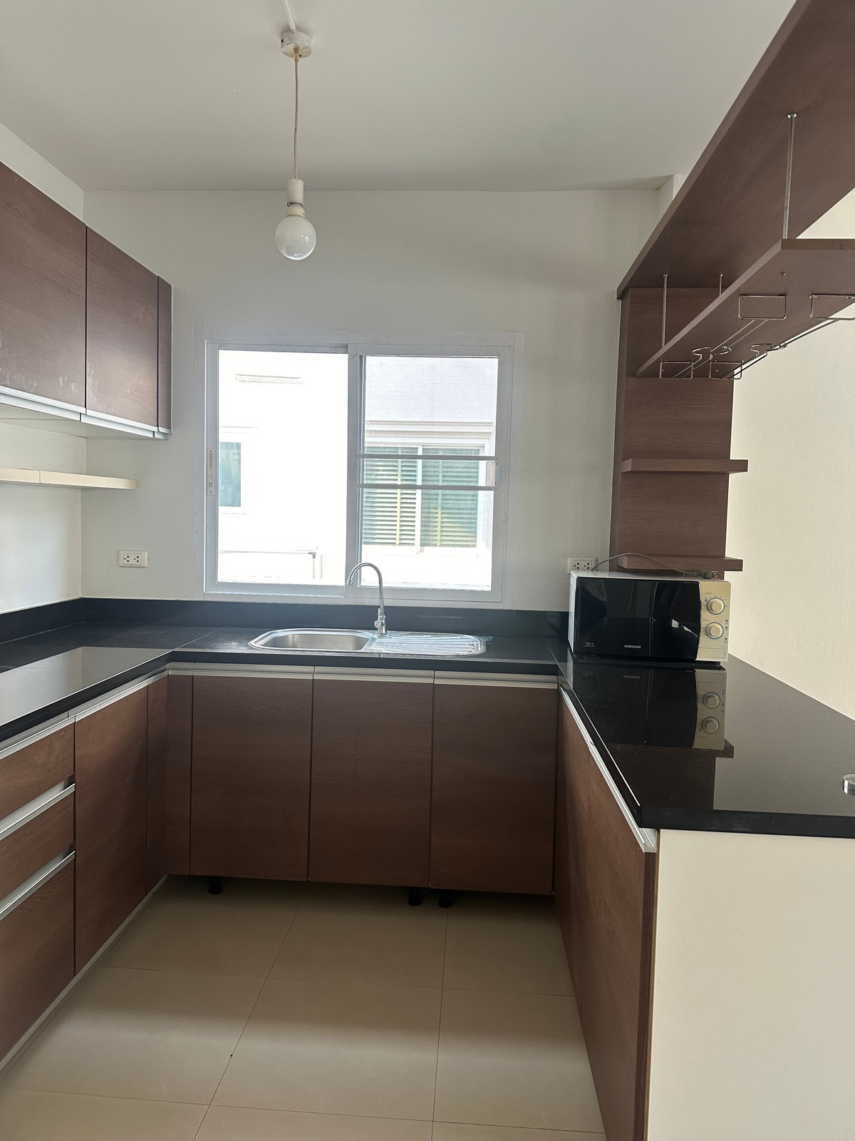 ให้เช่าบ้านพระราม 2 บางขุนเทียน : 🏡 บ้านเดี่ยวให้เช่า โครงการเดอะแกรนด์ พระราม2  ใกล้ทะเลสาบ 3นอน  ราคา 27,000 บาท