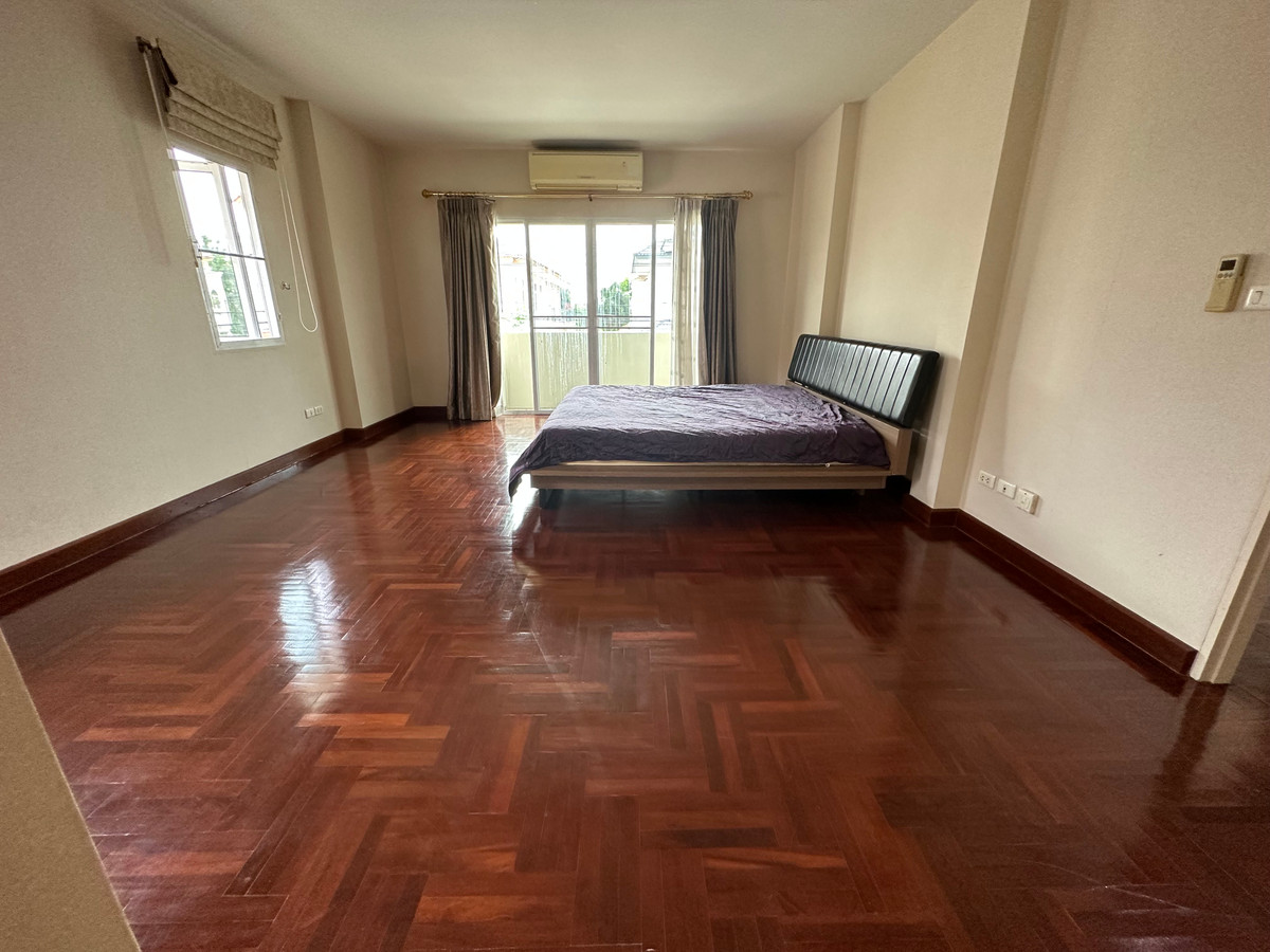 ให้เช่าบ้านพระราม 2 บางขุนเทียน : 🏡 บ้านเดี่ยวให้เช่า โครงการเดอะแกรนด์ พระราม2  ใกล้ทะเลสาบ 3นอน  ราคา 27,000 บาท