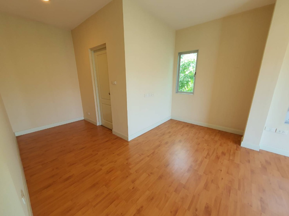 ขายบ้านนวมินทร์ รามอินทรา : ขายบ้านเดี่ยว 2 ชั้น ไม่เคยอยู่ไลฟ์บางกอกบูเลอวาร์ด รามอินทรา 105 ติดถนนใหญ่ 72 ตรว ใกล้สวนสยาม แฟชั่นไอซ์แลนด์