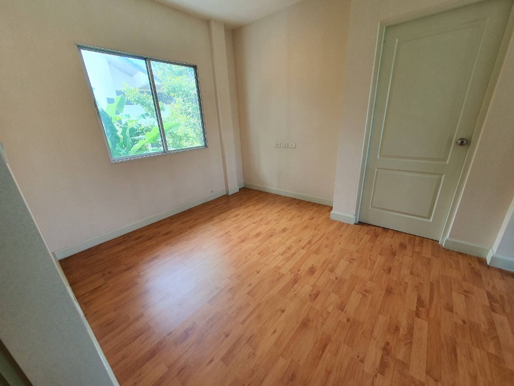 ขายบ้านนวมินทร์ รามอินทรา : ขายบ้านเดี่ยว 2 ชั้น ไม่เคยอยู่ไลฟ์บางกอกบูเลอวาร์ด รามอินทรา 105 ติดถนนใหญ่ 72 ตรว ใกล้สวนสยาม แฟชั่นไอซ์แลนด์