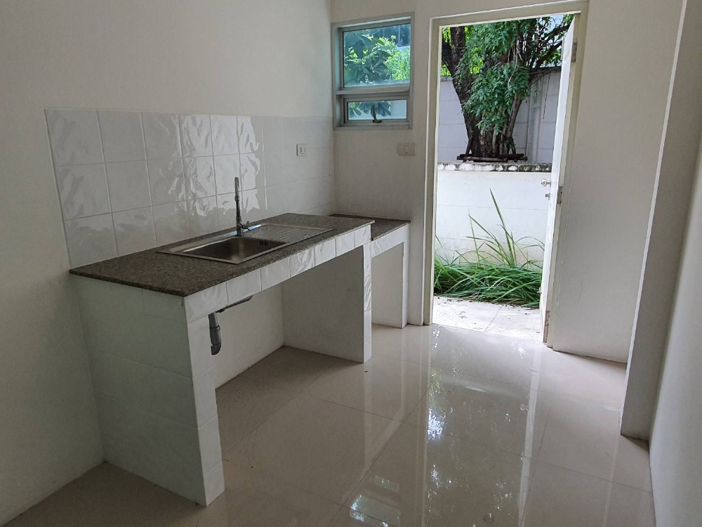 ขายบ้านนวมินทร์ รามอินทรา : ขายบ้านเดี่ยว 2 ชั้น ไม่เคยอยู่ไลฟ์บางกอกบูเลอวาร์ด รามอินทรา 105 ติดถนนใหญ่ 72 ตรว ใกล้สวนสยาม แฟชั่นไอซ์แลนด์