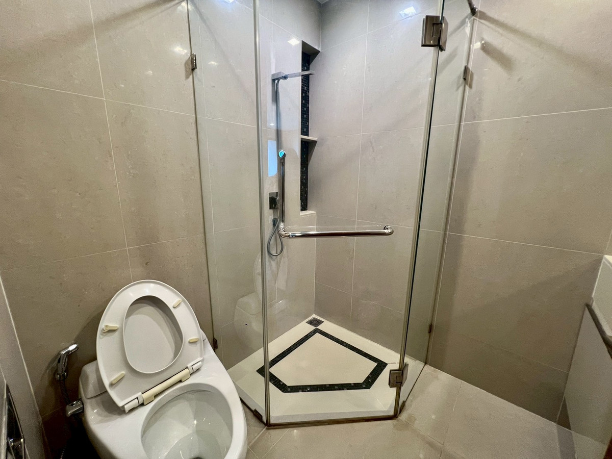 ให้เช่าคอนโดสาทร นราธิวาส : ( UL2602031 ) Tel/Line 096-2479369  ให้เช่า !! ดิแอดเดรส สาทร 2 ห้องนอน 2 ห้องน้ำ 75.66 ตร.ม. ห้องมุม ห้องสวย ชั้นสูง พร้อมอยู่✨