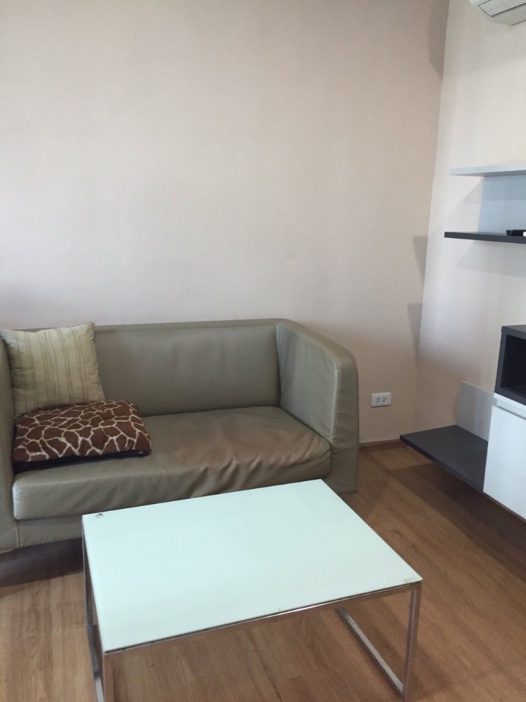 ขายคอนโดอ่อนนุช อุดมสุข : The Base Sukhumvit 77 / 1 Bedroom (SALE WITH TENANT), เดอะ เบส สุขุมวิท 77 / 1 ห้องนอน (ขายพร้อมผู้เช่า) HL1118