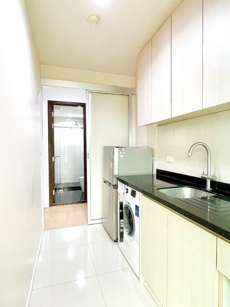 For SaleCondoSathorn, Narathiwat : Condo for sale, Rhythm Sathorn-Narathiwat, 38 sqm., 12A floor, BTS Chong Nonsi, excellent condition, ready to move in.