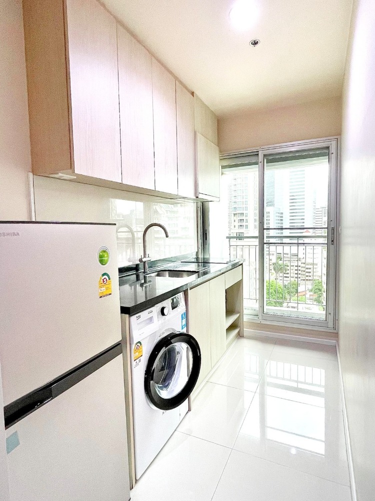 For SaleCondoSathorn, Narathiwat : Condo for sale, Rhythm Sathorn-Narathiwat, 38 sqm., 12A floor, BTS Chong Nonsi, excellent condition, ready to move in.