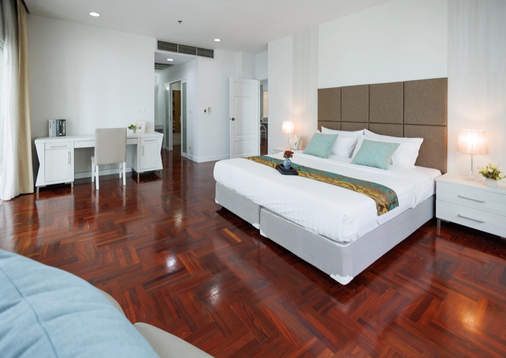 For RentCondoSukhumvit, Asoke, Thonglor : For rent, 3 bedrooms, near BTS Phrom Phong