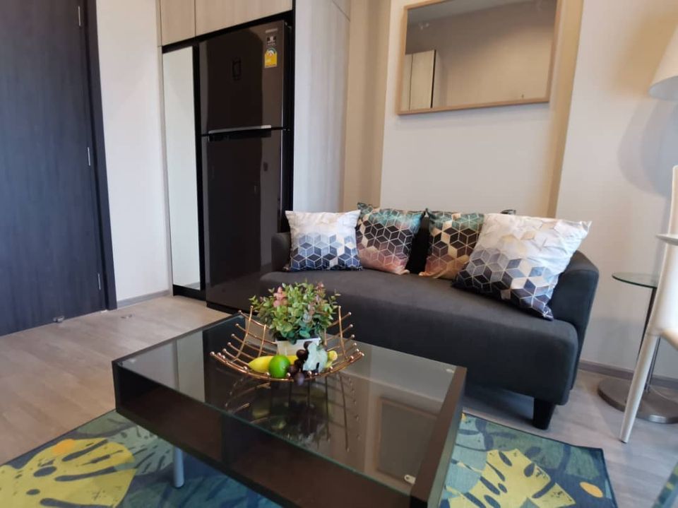 For RentCondoOnnut, Udomsuk : Condo : The Line Sukhumvit 101 (The Line Sukhumvit 101 Condo) 1 bed + 1 bath / High Ceiling Room Size : 28 sqm. Floor : 27th Furnished