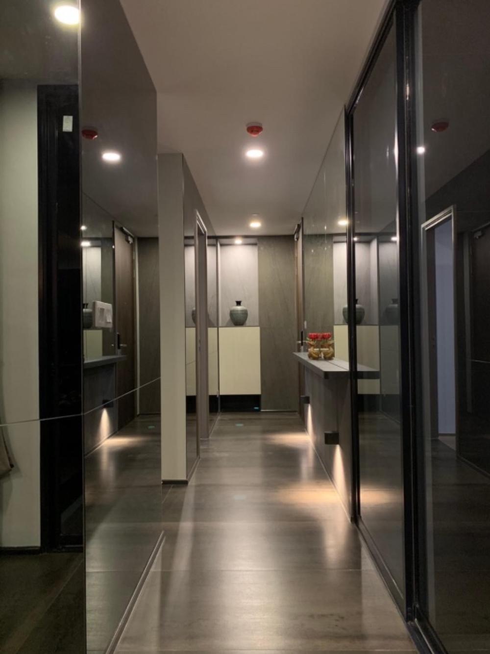 ให้เช่าคอนโดสยาม จุฬา สามย่าน : ★ Ashton Chula-Silom ★ (2ห้องนอน 2 ห้องน้ำ), ★ใกล้ Mrt สามย่าน และ Bts ศาลาแดง ★ตรงข้ามจามจุรีสแควร์ ★ สิ่งอำนวยความสะดวกมากมาย★ เครื่องใช้ไฟฟ้าครบครัน★