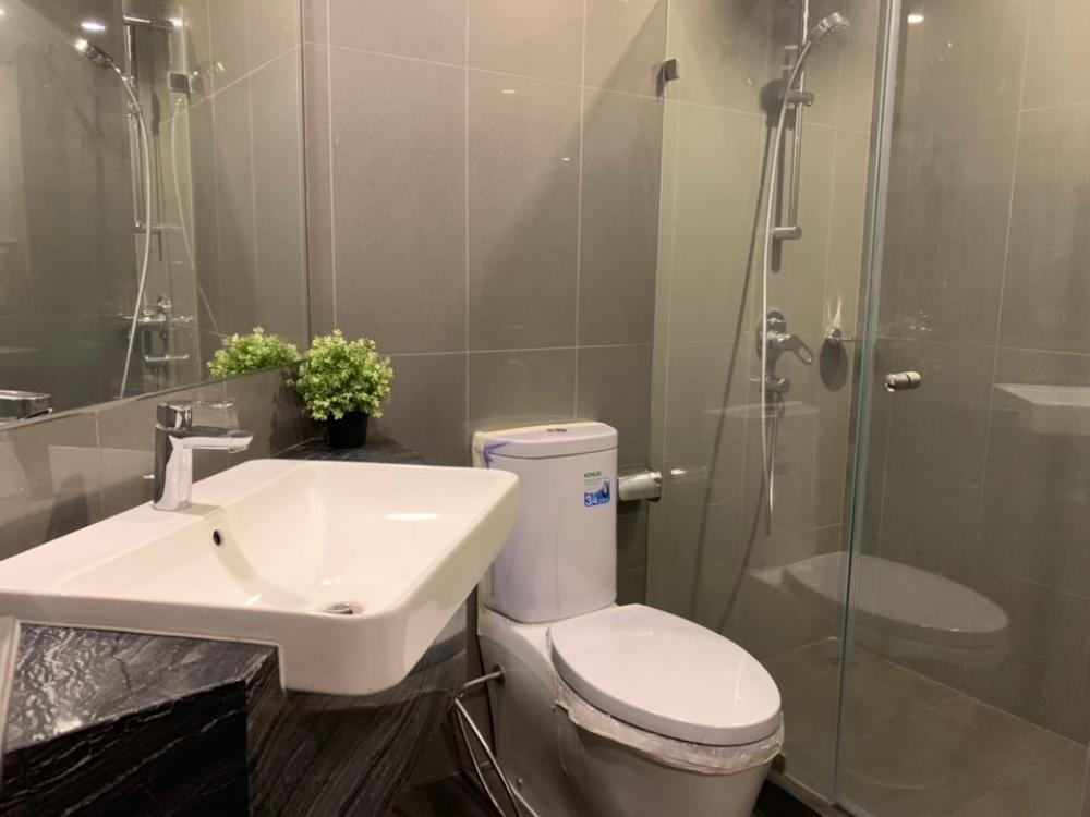 ให้เช่าคอนโดสยาม จุฬา สามย่าน : ★ Ashton Chula-Silom ★ (2ห้องนอน 2 ห้องน้ำ), ★ใกล้ Mrt สามย่าน และ Bts ศาลาแดง ★ตรงข้ามจามจุรีสแควร์ ★ สิ่งอำนวยความสะดวกมากมาย★ เครื่องใช้ไฟฟ้าครบครัน★