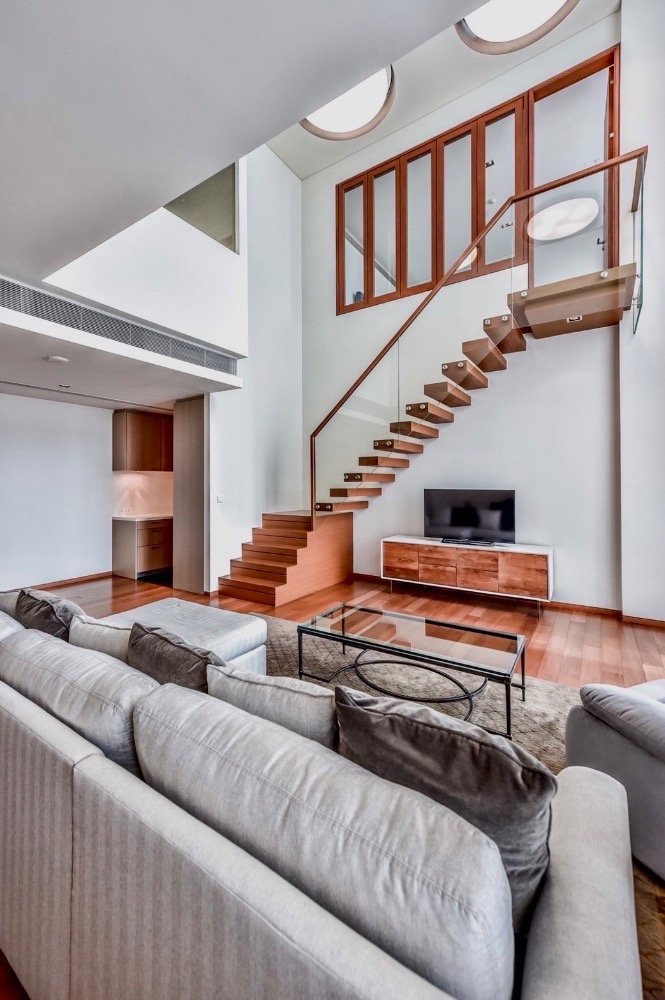 ให้เช่าคอนโดสาทร นราธิวาส : 🔥🔥 For Rent : 𝐒𝐮𝐤𝐡𝐨𝐭𝐡𝐚𝐢 𝐑𝐞𝐬𝐢𝐝𝐞𝐧𝐜𝐞 𝐒𝐚𝐭𝐡𝐨𝐫𝐧 1Bed 2Bath 139 sqm. Tel. 0959415999