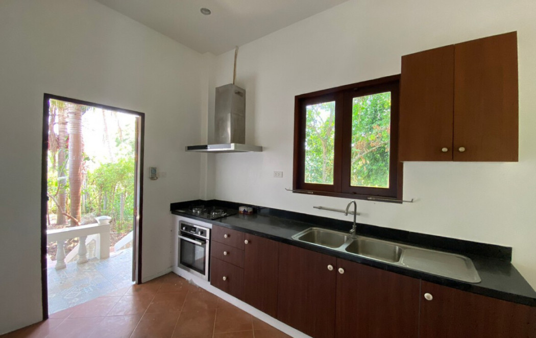 ขายบ้านเชียงใหม่ : ขาย บ้านเดี่ยว บังกะโล 2 นอน 166 ตรม. 200 ตร.วา สันทราย ซอย 1 อำเภอดอยสะเก็ด เชียงใหม่