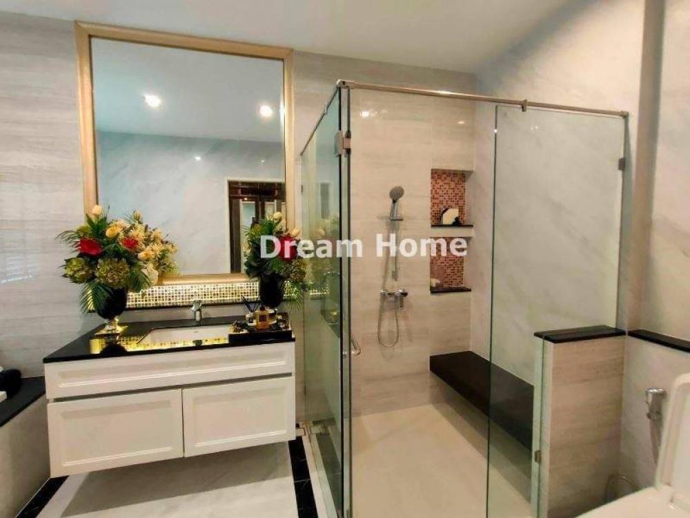 ให้เช่าบ้านบางนา แบริ่ง ลาซาล : Show Room House For Rent in Bangna Zone near MEGA & IKEA and Suvarnabhumi Airport