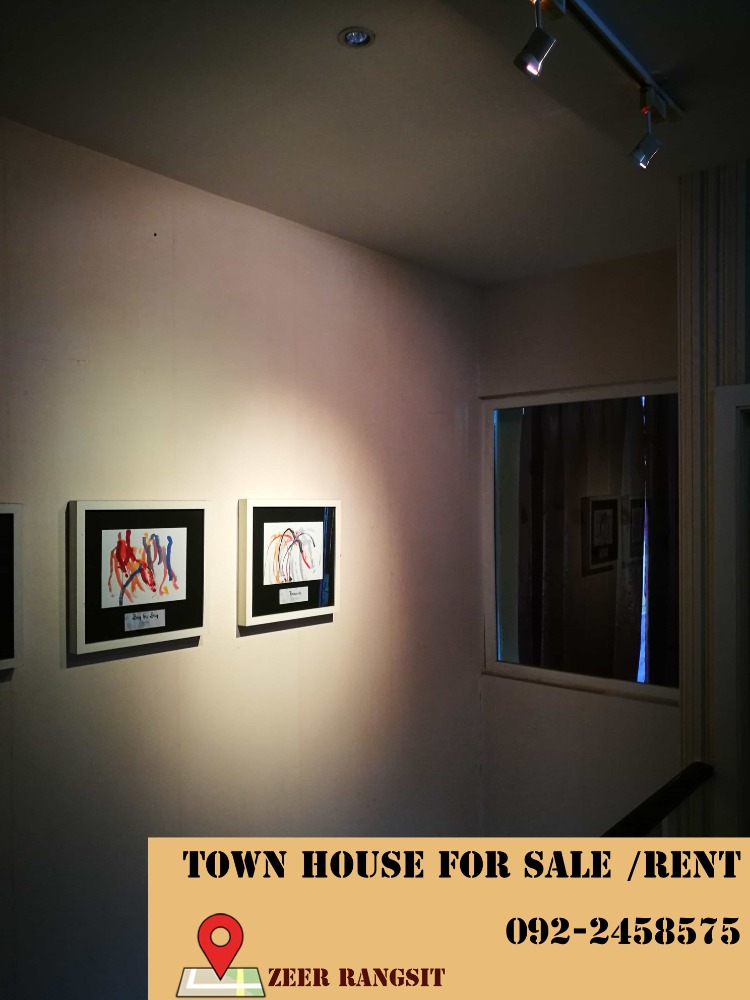 ให้เช่าทาวน์โฮมปทุมธานี รังสิต ธรรมศาสตร์ : ทาวน์เฮาส์ 3 ชั้น ให้เช่า หมู่บ้าน ภุมริน รังสิต ติดเซียร์ 