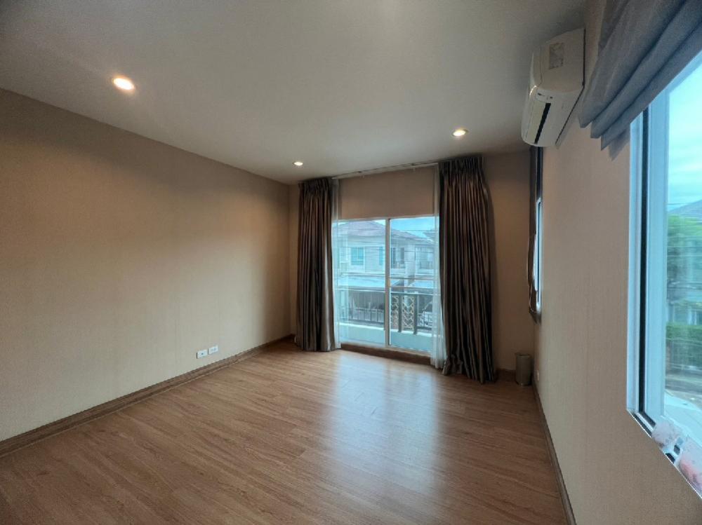 ขายบ้านพัฒนาการ ศรีนครินทร์ : ขายบ้าน ภัสสร  House for sale 8.89M -House พัฒนาการ 38 - 3 bed 2 bath 2 car park 121 sqm 35 sqwค่าโอน คนละครึ่ง  Please Call / line/WhatsApp  0938563451 K.noey