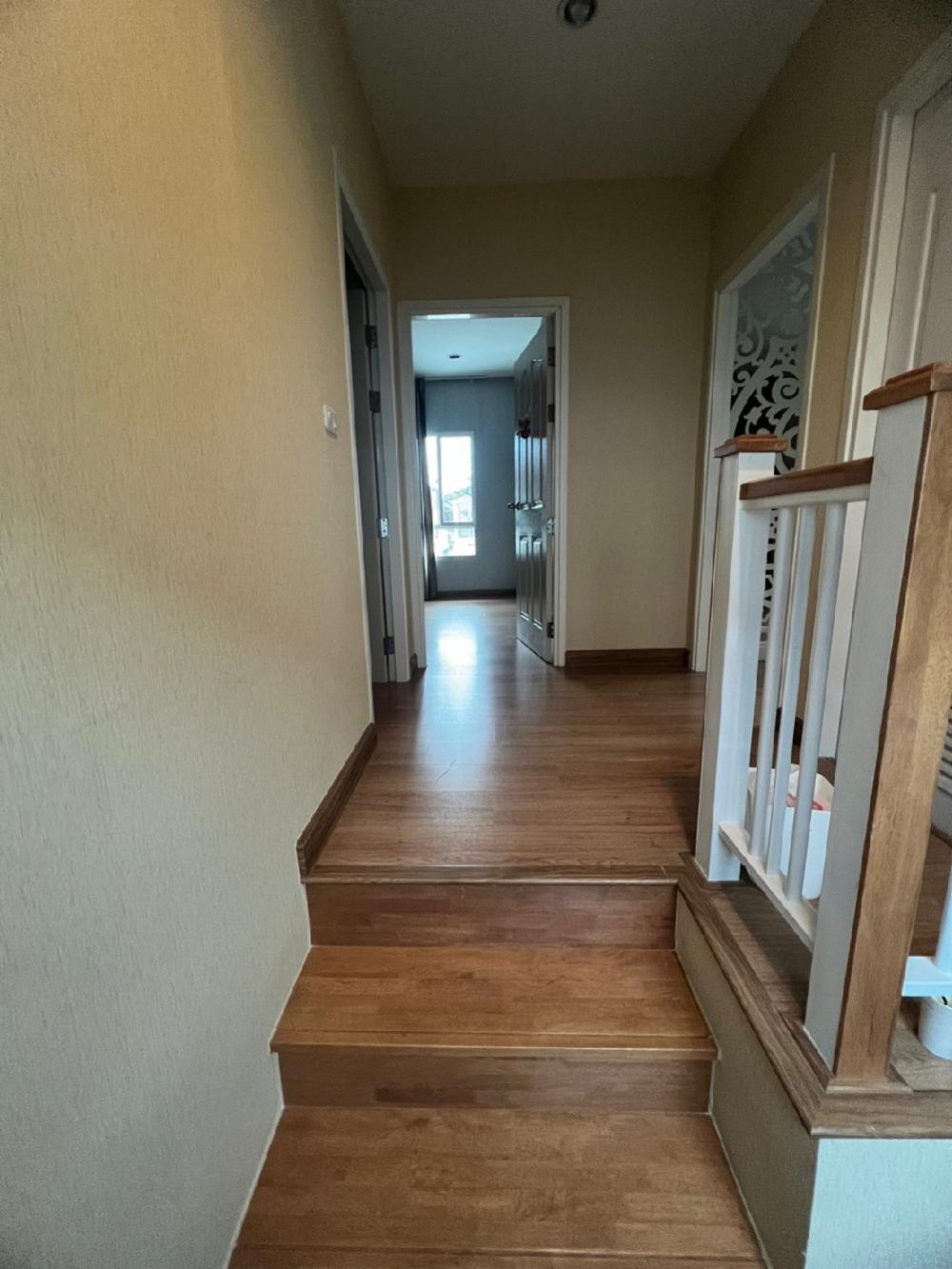 ขายบ้านพัฒนาการ ศรีนครินทร์ : ขายบ้าน ภัสสร  House for sale 8.89M -House พัฒนาการ 38 - 3 bed 2 bath 2 car park 121 sqm 35 sqwค่าโอน คนละครึ่ง  Please Call / line/WhatsApp  0938563451 K.noey