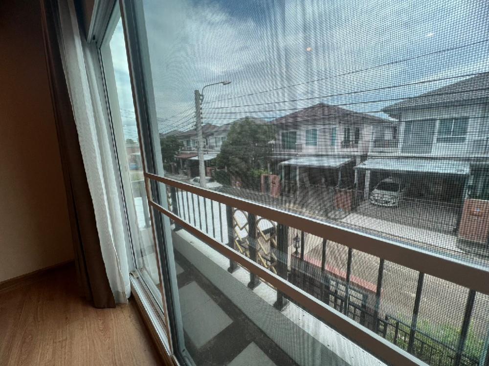 ขายบ้านพัฒนาการ ศรีนครินทร์ : ขายบ้าน ภัสสร  House for sale 8.89M -House พัฒนาการ 38 - 3 bed 2 bath 2 car park 121 sqm 35 sqwค่าโอน คนละครึ่ง  Please Call / line/WhatsApp  0938563451 K.noey