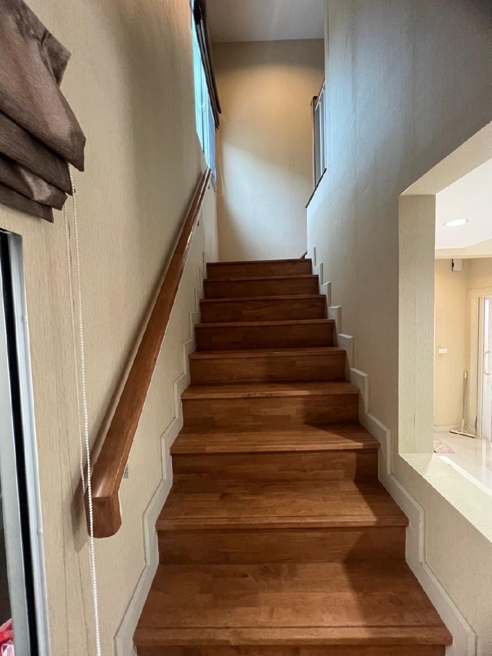 ขายบ้านพัฒนาการ ศรีนครินทร์ : ขายบ้าน ภัสสร  House for sale 8.89M -House พัฒนาการ 38 - 3 bed 2 bath 2 car park 121 sqm 35 sqwค่าโอน คนละครึ่ง  Please Call / line/WhatsApp  0938563451 K.noey