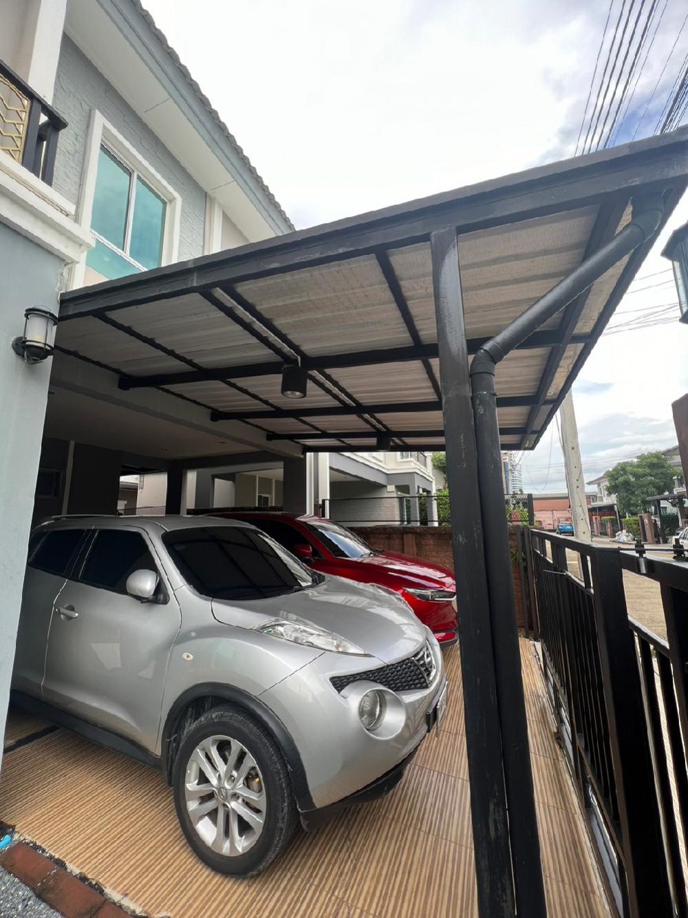 ขายบ้านพัฒนาการ ศรีนครินทร์ : ขายบ้าน ภัสสร  House for sale 8.7M -House พัฒนาการ 38 - 3 bed 2 bath 2 car park 121 sqm 35 sqwค่าโอน คนละครึ่ง  Please Call / line/WhatsApp  0938563451 K.noey