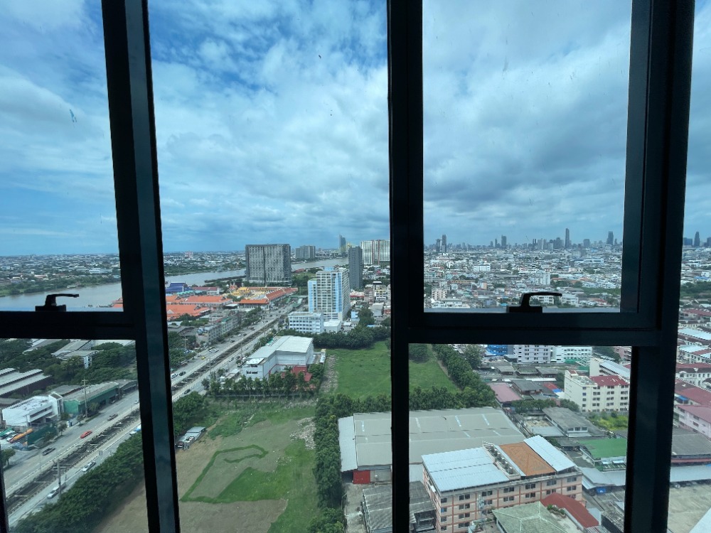 For SaleCondoRama3 (Riverside),Satupadit : Condo for sale, Sapphire Luxurious Condo Sathorn-Rama 3, 8th floor, usable area 54.00 sq m, 2 bedrooms, 2 bathrooms, Chao Phraya River view. Close to Bhumibol Bridge (Industrial Ring Road) and Si Rat Expressway. Location that is easily connected to the ci