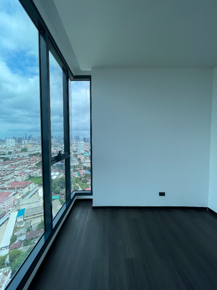 For SaleCondoRama3 (Riverside),Satupadit : Condo for sale, Sapphire Luxurious Condo Sathorn-Rama 3, 8th floor, usable area 54.00 sq m, 2 bedrooms, 2 bathrooms, Chao Phraya River view. Close to Bhumibol Bridge (Industrial Ring Road) and Si Rat Expressway. Location that is easily connected to the ci