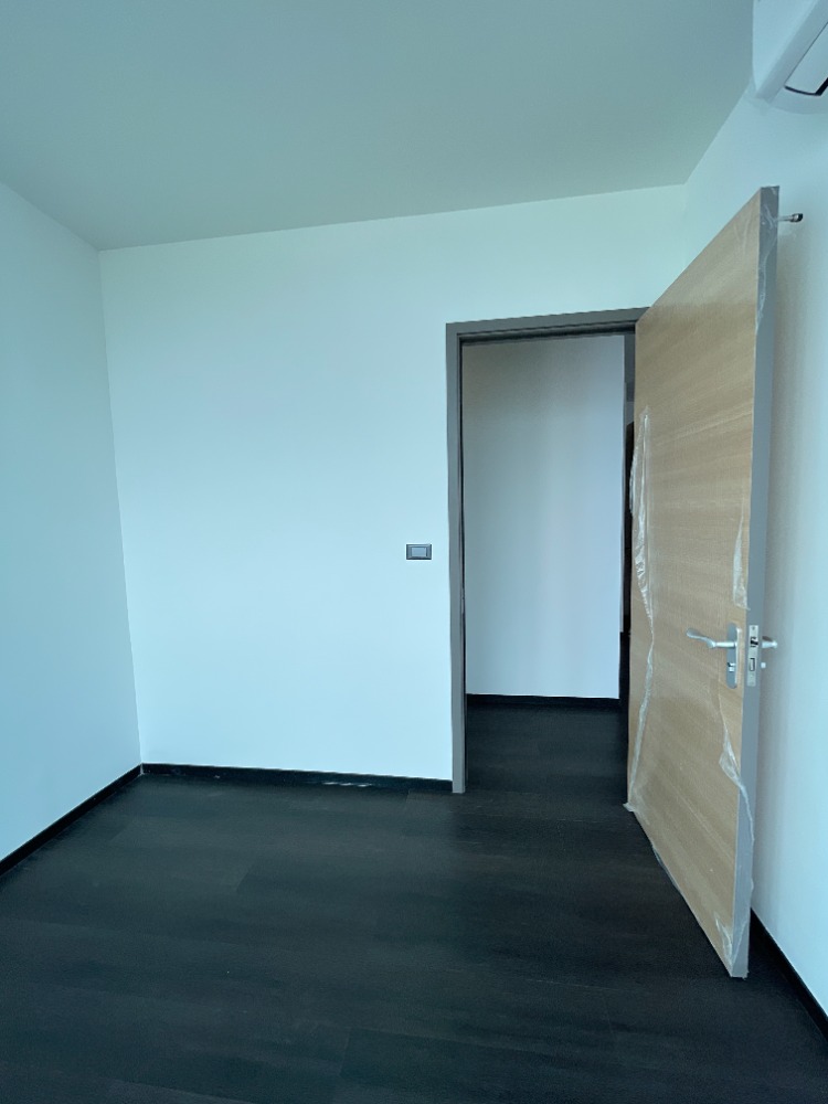 For SaleCondoRama3 (Riverside),Satupadit : Condo for sale, Sapphire Luxurious Condo Sathorn-Rama 3, 8th floor, usable area 54.00 sq m, 2 bedrooms, 2 bathrooms, Chao Phraya River view. Close to Bhumibol Bridge (Industrial Ring Road) and Si Rat Expressway. Location that is easily connected to the ci