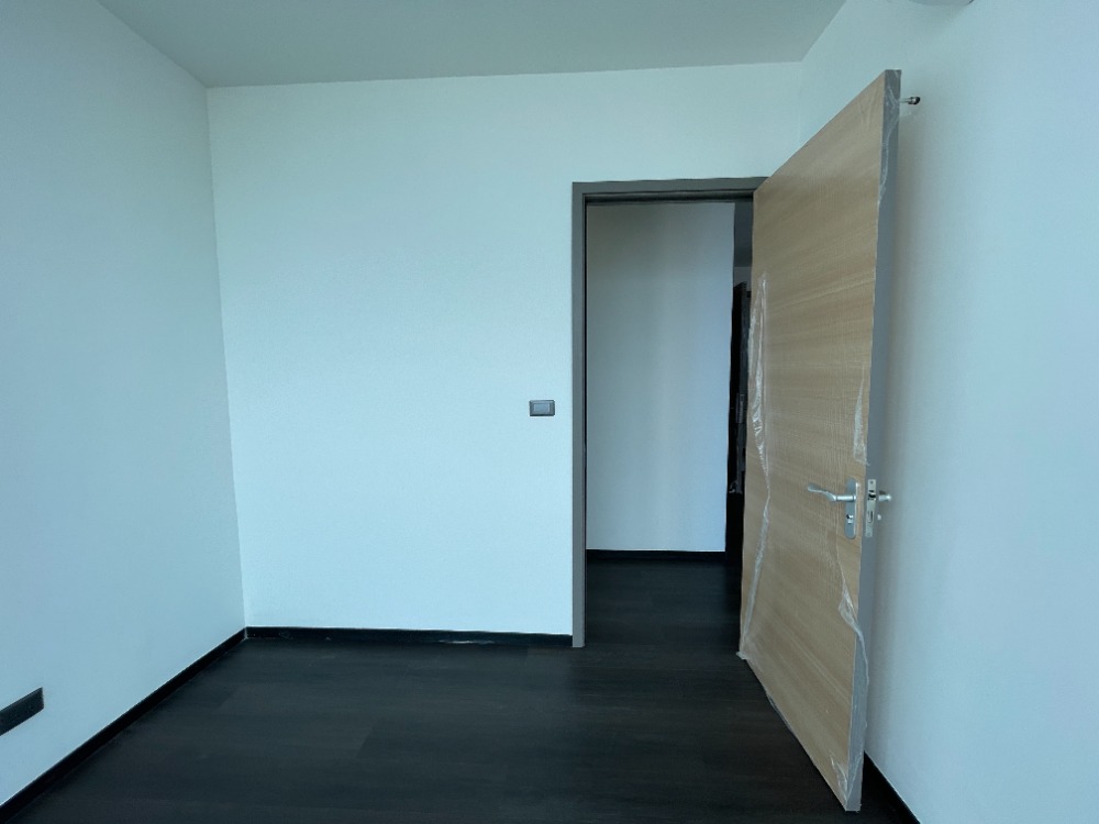 For SaleCondoRama3 (Riverside),Satupadit : Condo for sale, Sapphire Luxurious Condo Sathorn-Rama 3, 8th floor, usable area 54.00 sq m, 2 bedrooms, 2 bathrooms, Chao Phraya River view. Close to Bhumibol Bridge (Industrial Ring Road) and Si Rat Expressway. Location that is easily connected to the ci