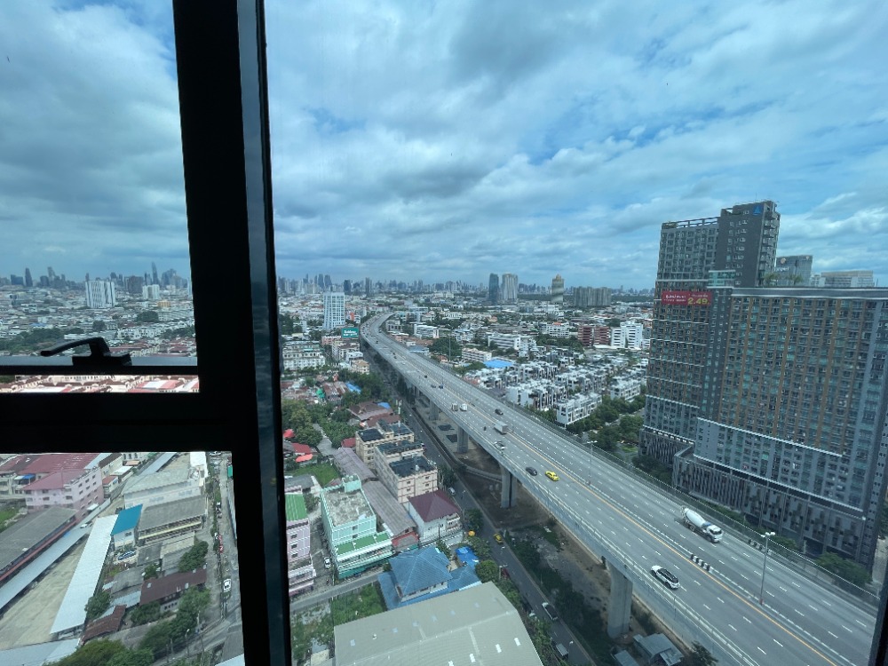 For SaleCondoRama3 (Riverside),Satupadit : Condo for sale, Sapphire Luxurious Condo Sathorn-Rama 3, 8th floor, usable area 54.00 sq m, 2 bedrooms, 2 bathrooms, Chao Phraya River view. Close to Bhumibol Bridge (Industrial Ring Road) and Si Rat Expressway. Location that is easily connected to the ci