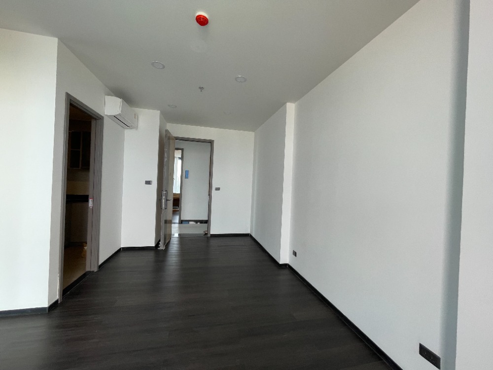 For SaleCondoRama3 (Riverside),Satupadit : Condo for sale, Sapphire Luxurious Condo Sathorn-Rama 3, 8th floor, usable area 54.00 sq m, 2 bedrooms, 2 bathrooms, Chao Phraya River view. Close to Bhumibol Bridge (Industrial Ring Road) and Si Rat Expressway. Location that is easily connected to the ci