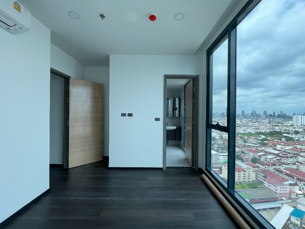 For SaleCondoRama3 (Riverside),Satupadit : Condo for sale, Sapphire Luxurious Condo Sathorn-Rama 3, 8th floor, usable area 54.00 sq m, 2 bedrooms, 2 bathrooms, Chao Phraya River view. Close to Bhumibol Bridge (Industrial Ring Road) and Si Rat Expressway. Location that is easily connected to the ci