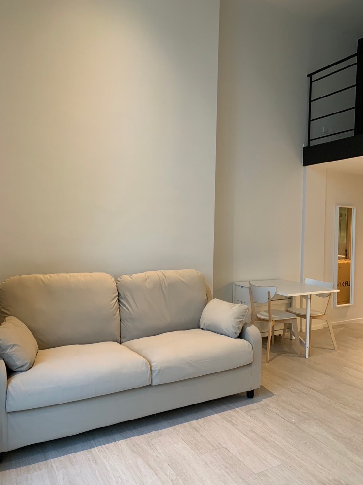 ให้เช่าคอนโดสีลม ศาลาแดง บางรัก : 📌For RENT เช่า | The Lofts Silom - 1BR Lofts - Hybrid (47 sqm) 35,000 THB
