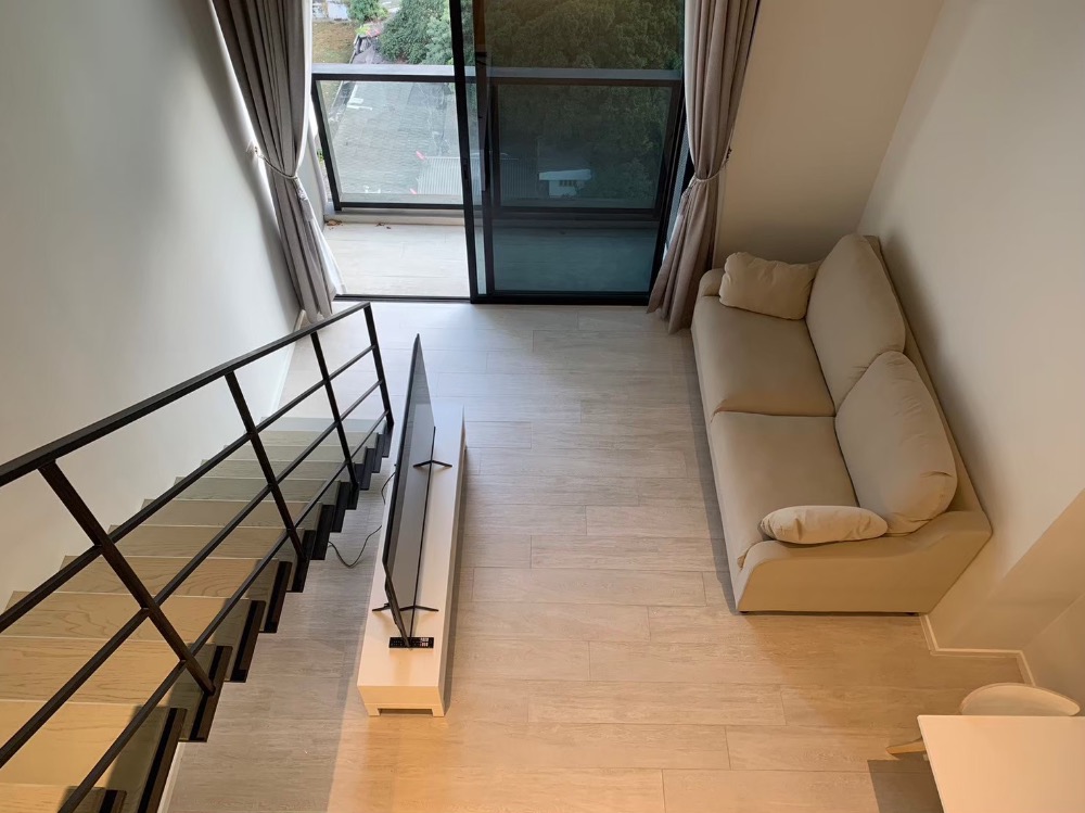 ให้เช่าคอนโดสีลม ศาลาแดง บางรัก : 📌For RENT เช่า | The Lofts Silom - 1BR Lofts - Hybrid (47 sqm) 35,000 THB