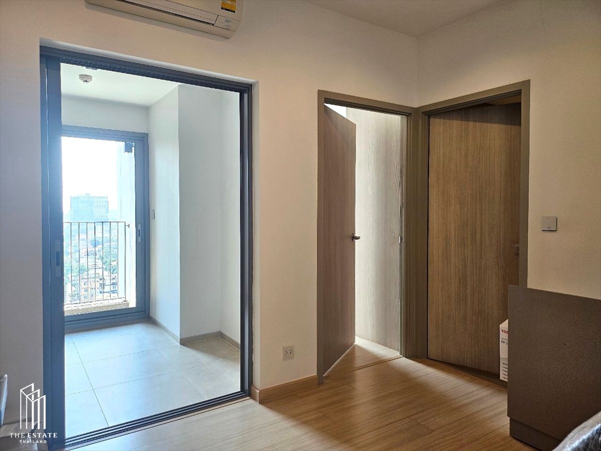 For SaleCondoOnnut, Udomsuk : Condo for SALE!! *** Whizdom Connect *** Comfortable room size and Fully Fitted, Ready to move-in @4.10 MB