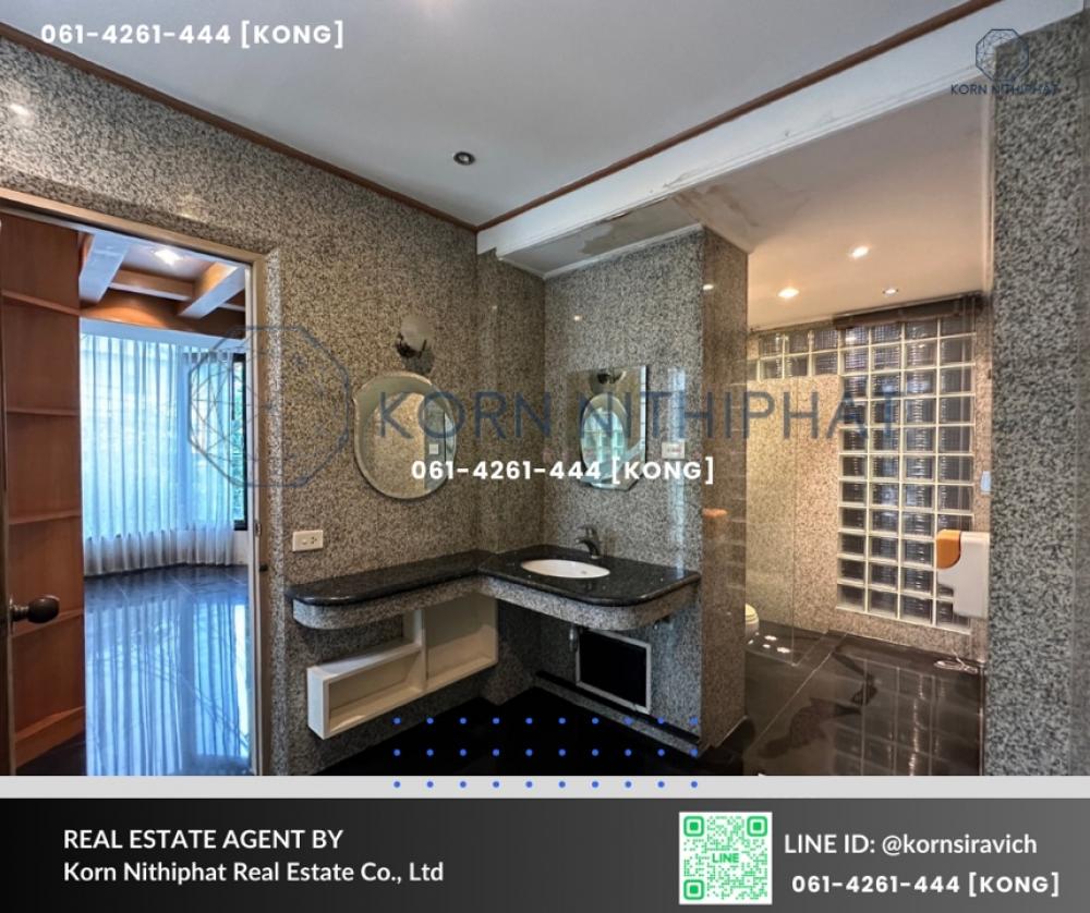 For RentShop HouseSukhumvit, Asoke, Thonglor : Renting a commercial building (behind the corner) Soi Thonglor - Ekkamai, 3 parking spaces, 6-9 rooms, suitable for spa /onsen /massage shop /wellness /airbnb /bar /cannabis