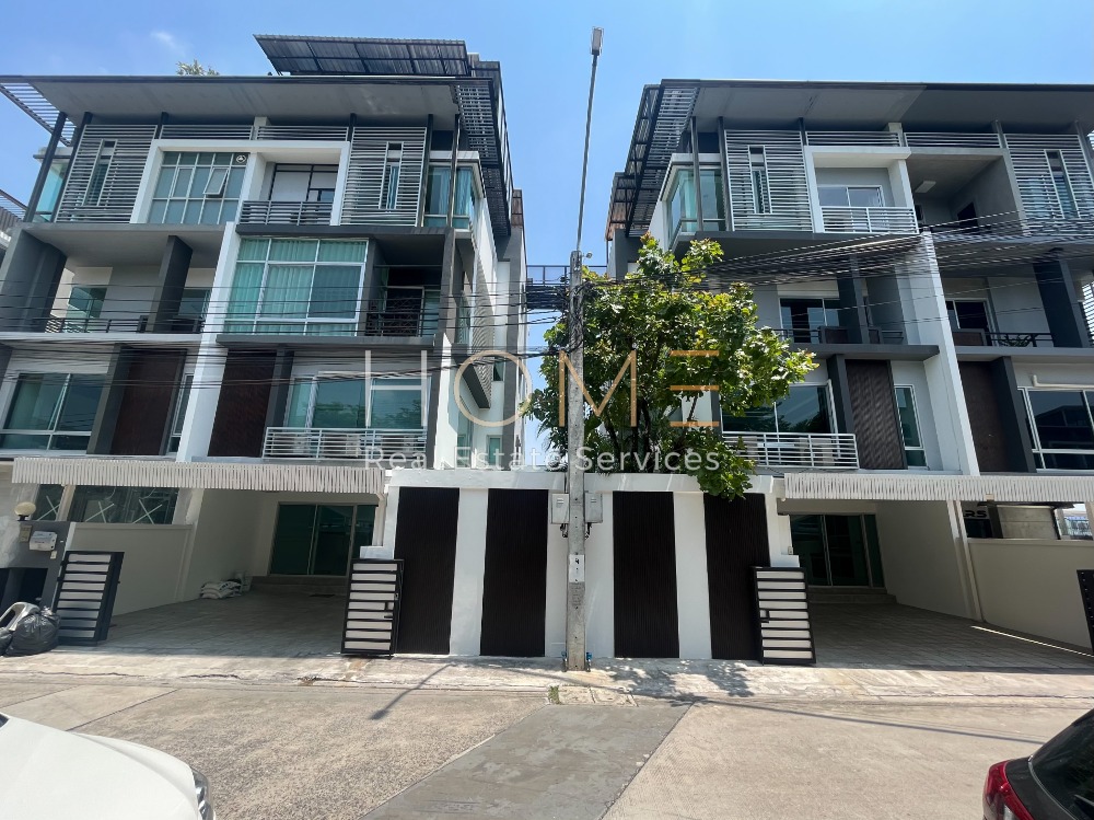 For SaleHome OfficeRatchadapisek, Huaikwang, Suttisan : Home Office B Square Rama 9 - Mengjai / 6 Bedrooms (For Sale), B-Square Rama 9 - Mengjai / Townhome 6 Bedrooms (FOR SALE) RUK133