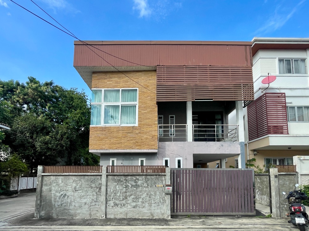 ขายบ้านลาดพร้าว เซ็นทรัลลาดพร้าว : บ้าน ลาดพร้าว 18 / 2 ห้องนอน (ขาย) , House Ladprao 18 / 2 Bedrooms (FOR SALE) NUB558