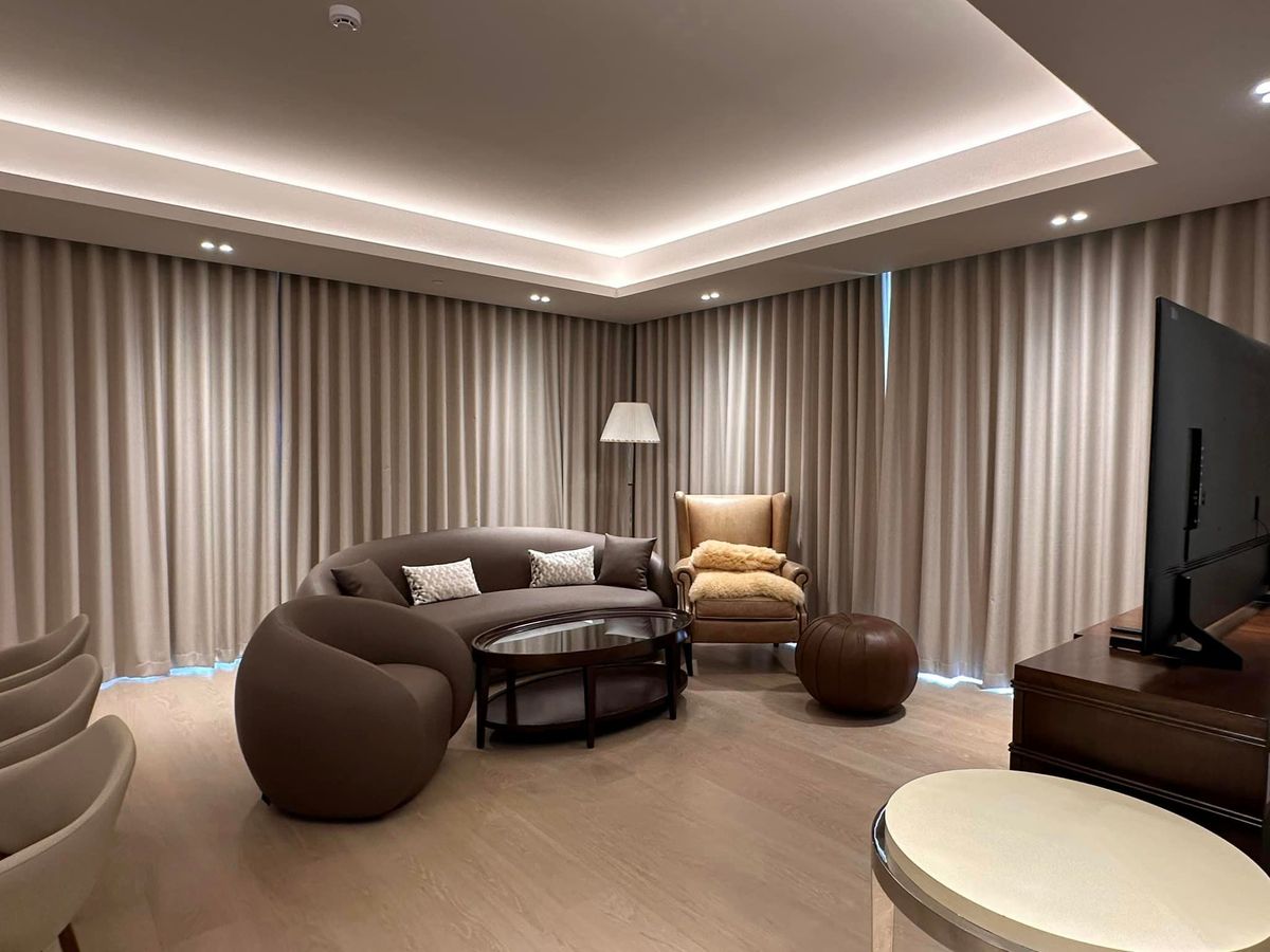 For RentCondoWitthayu, Chidlom, Langsuan, Ploenchit : +++ Urgent rent +++ Tonson One Residence ** 2 bedrooms 108 sq.m.