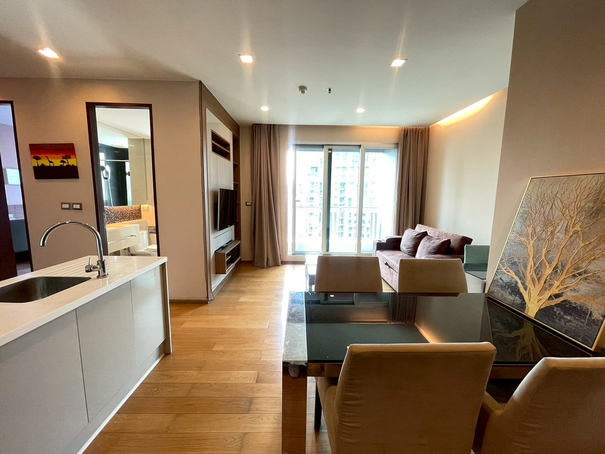 For RentCondoRama9, Petchburi, RCA : [ RENT ] The Address Asoke - 1 bedroom 35 sq m. 20,000 only !! Very high floor, beautiful room, ready to move in, near MRT Phetchaburi / appointment to view, hurry and contact 065-8219716 Namkhaem