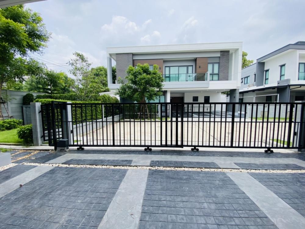 For SaleHouseLadkrabang, Suwannaphum Airport : #Urgent sale, luxury single house, private garden corner 