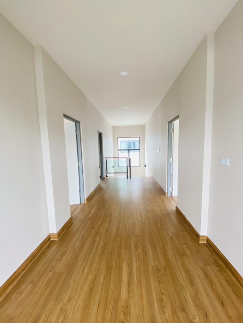 For SaleHouseLadkrabang, Suwannaphum Airport : #Urgent sale, luxury single house, private garden corner 